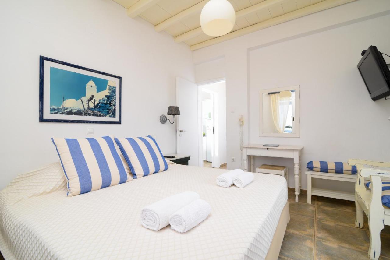 Golden Beach Studios & Suites Тинос Экстерьер фото