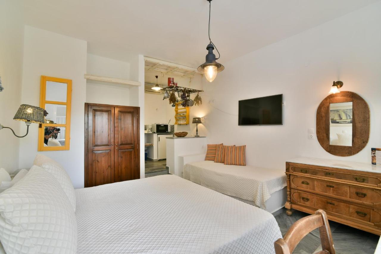 Golden Beach Studios & Suites Тинос Экстерьер фото