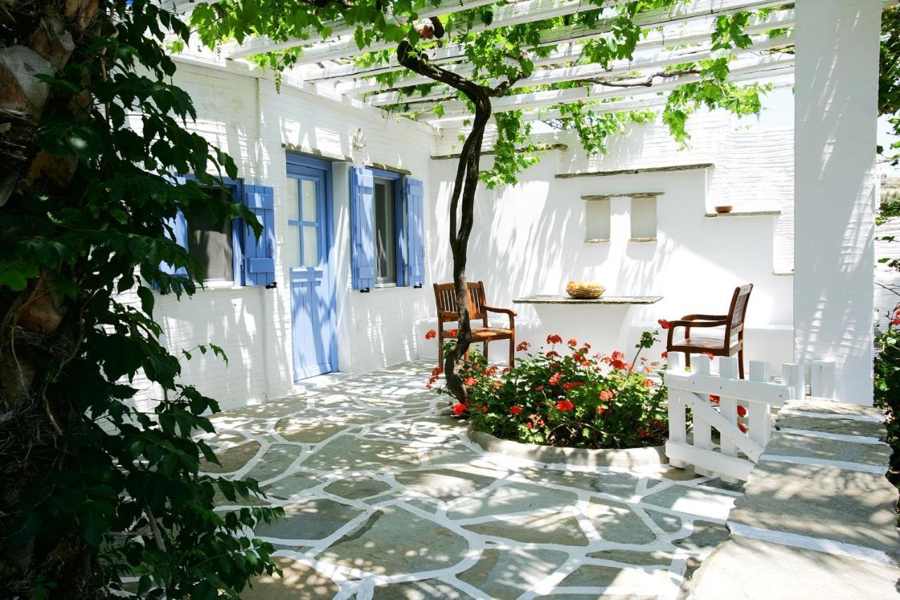 Golden Beach Studios & Suites Тинос Экстерьер фото